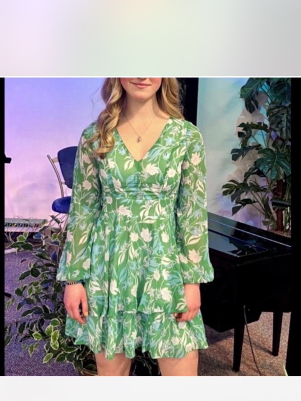 Jessica Simpson Green Floral V-Neck Mini Dress